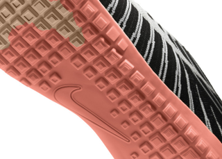 Illustration for article titled Nike Free Hyperfeel: A Minimalist Running Shoe That Looks Like a Sock